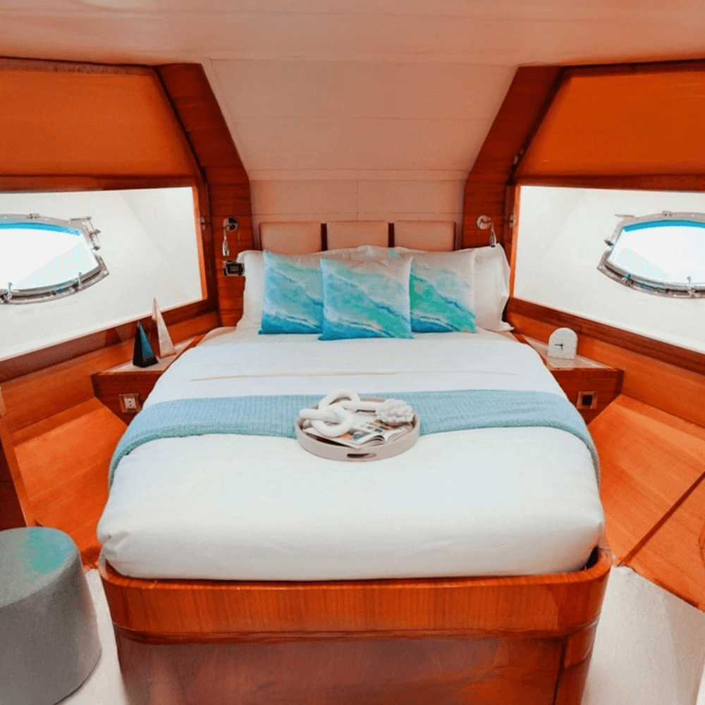 X36 Luxury Yacht