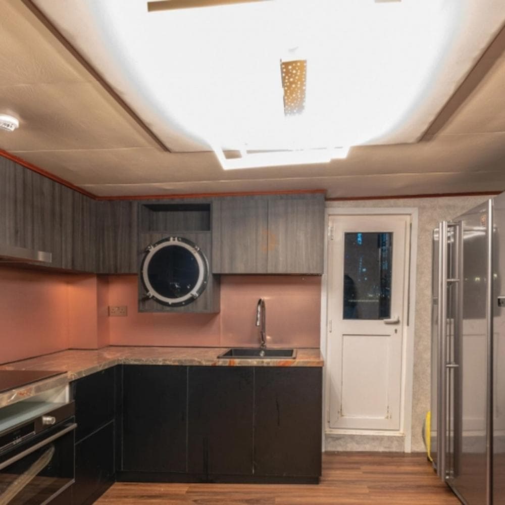 Halter 142 Yacht