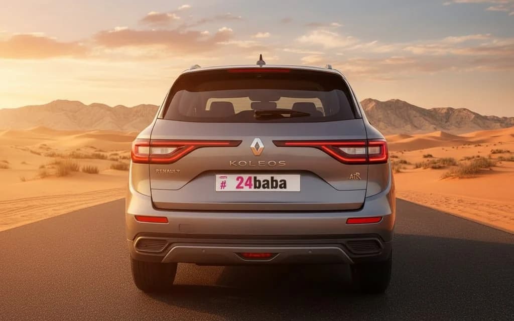 Renault Koleos 2023 Grey front view with headlights