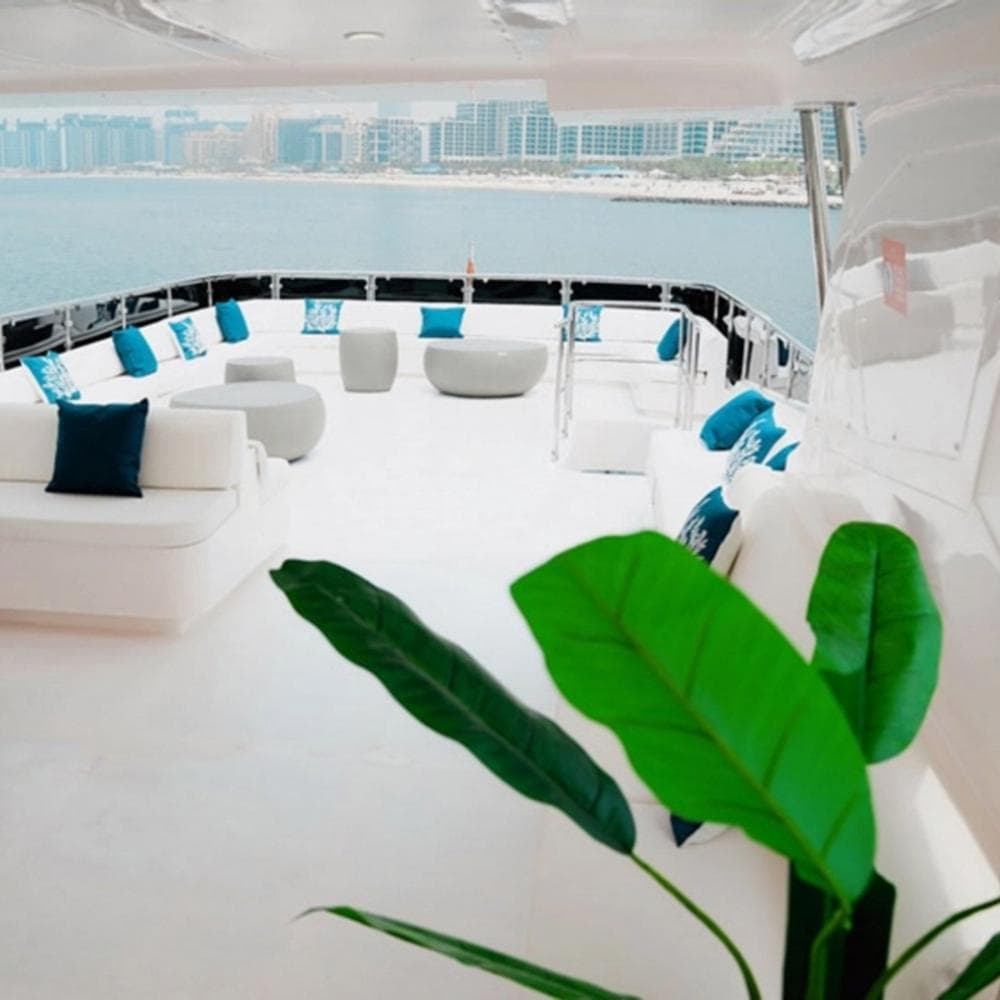 X35 Luxury Yacht