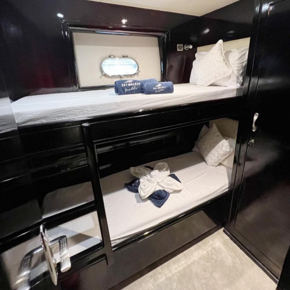Tisck 75 Ft Yacht