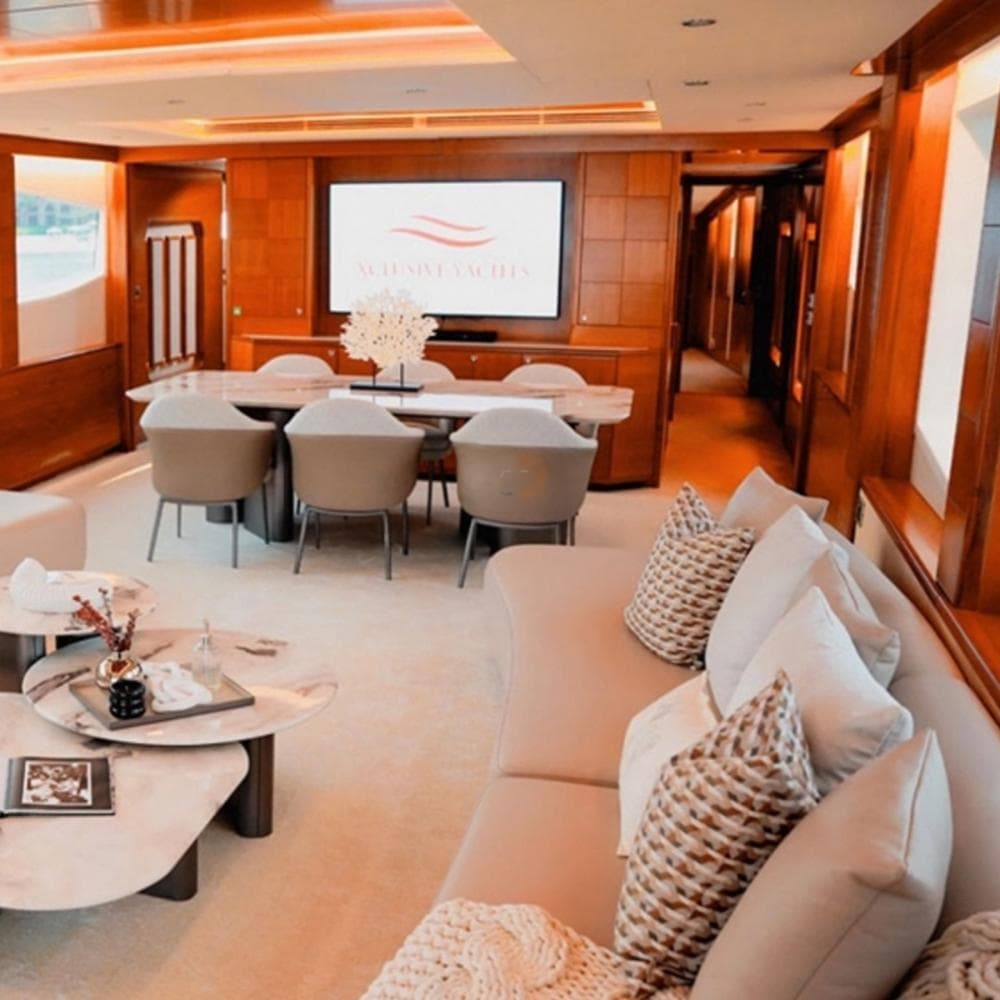 X35 Luxury Yacht