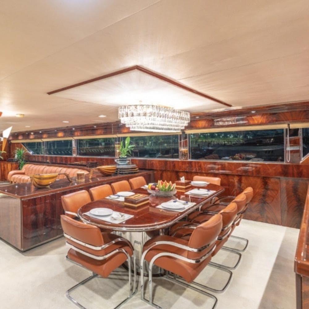 Halter 142 Yacht