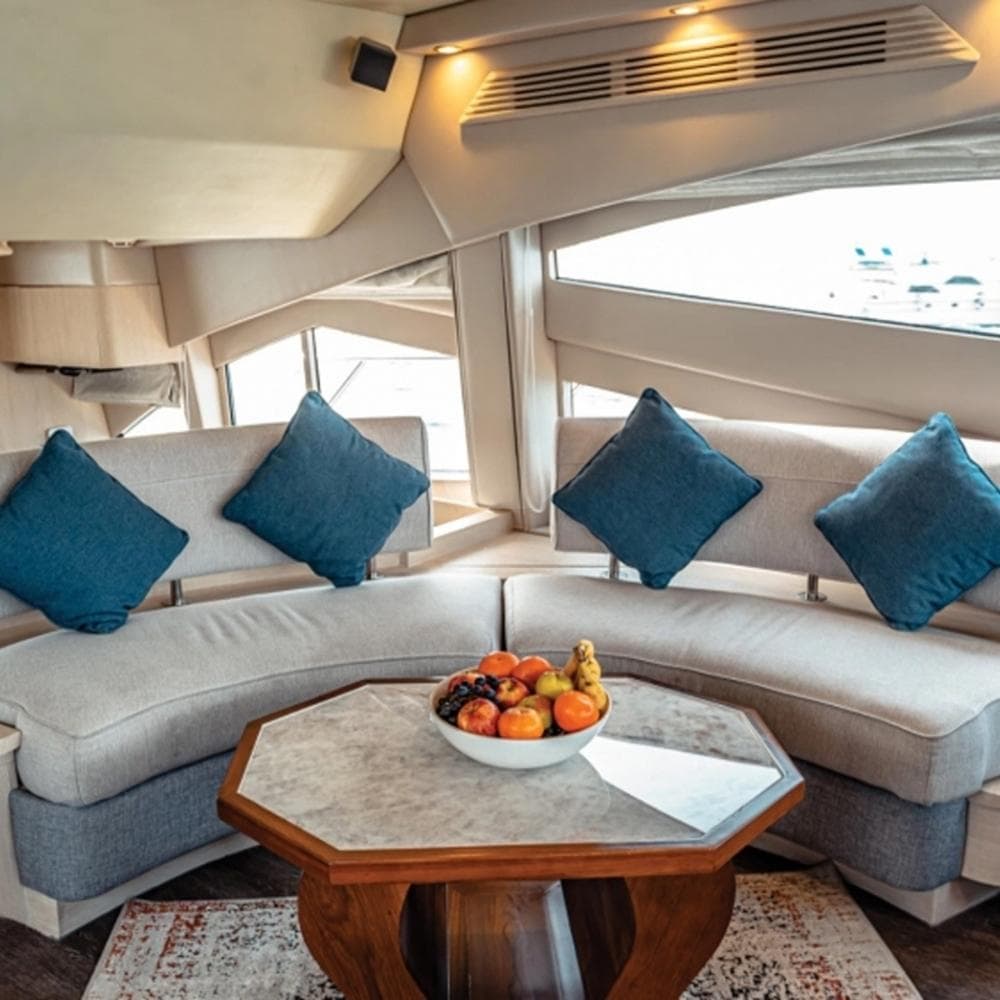 Sealine 68 Yacht