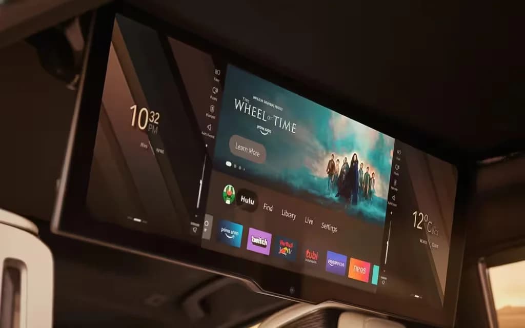Bmw 735 2023 interior view showing trim – rental in Dubai