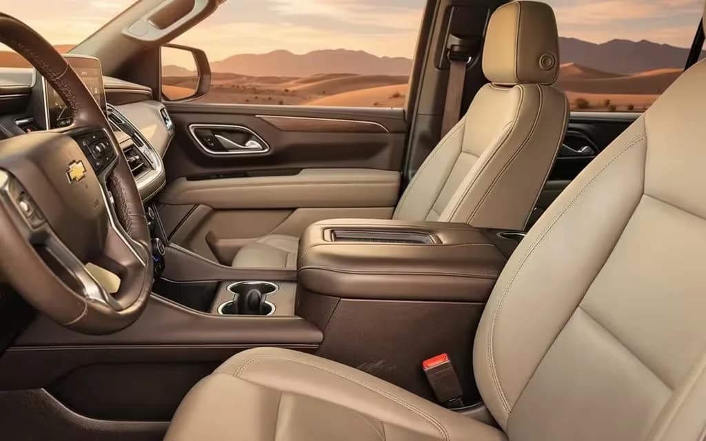 Chevrolet Tahoe 2021 leather seats and cabin – rental in Dubai