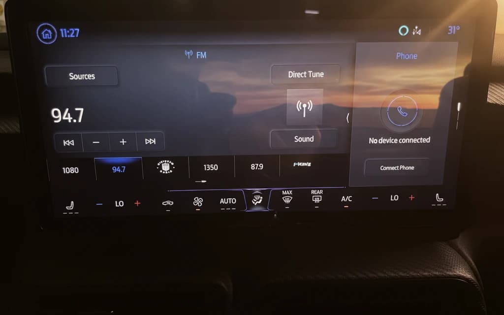 Ford Mustang 2024 Blue infotainment screen – rental in Dubai