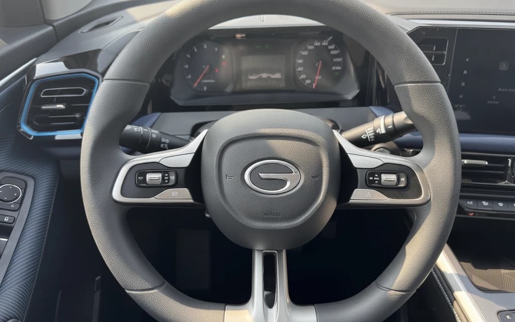 GAC GS3 Emzoom 2026 Gray steering wheel – rental in Dubai