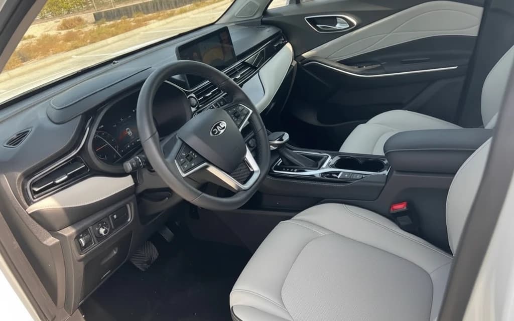 JAC JS4 2023 White dashboard view – rental in Dubai