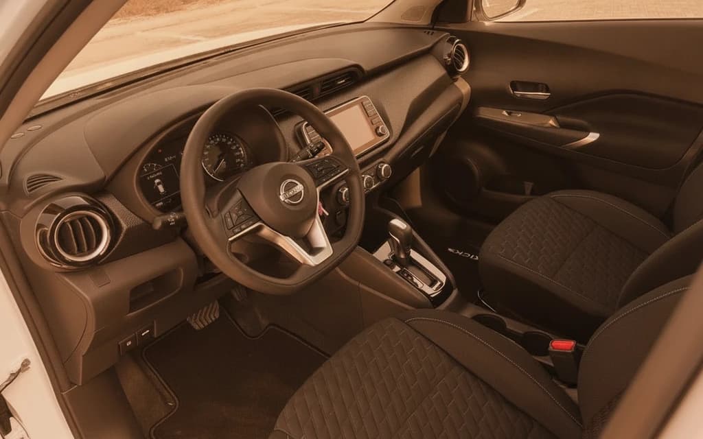 Nissan Kicks 2024 White interior view – rental in Dubai