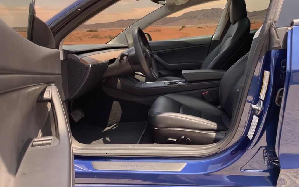 Tesla Model 3 2021 Blue interior view – rental in Dubai