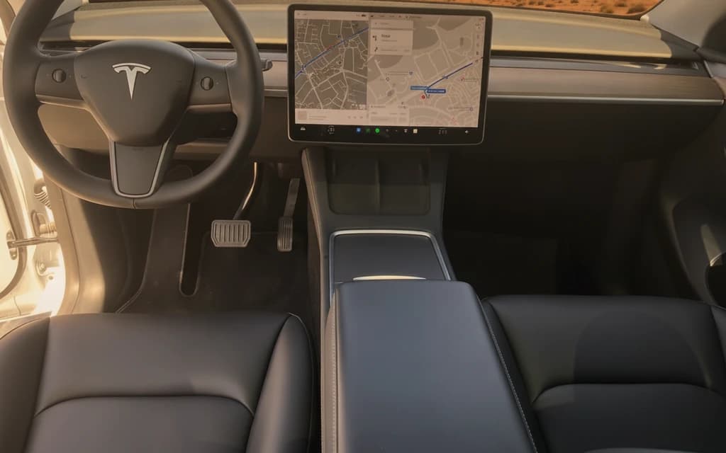 Tesla Model Y 2022 White dashboard view – rental in Dubai