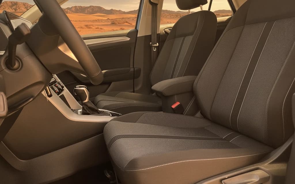 Volkswagen T-Roc 2023 Silver front seats – rental in Dubai