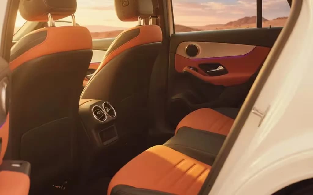 Mercedes Glc200 2025 leather seats and cabin