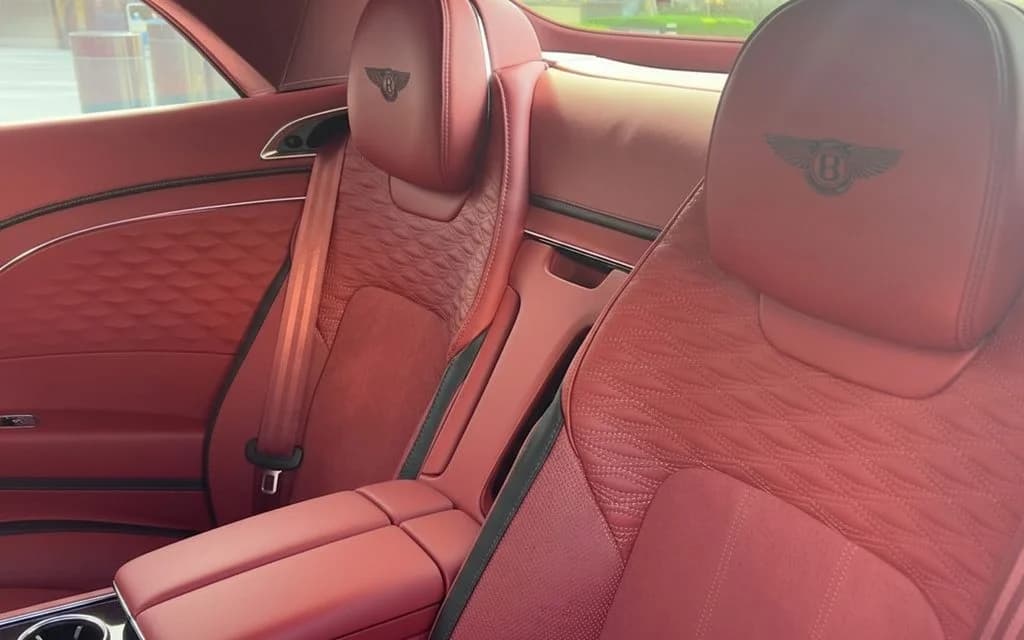 Bentley ContinentalGt Gtc 2025 leather seats and cabin